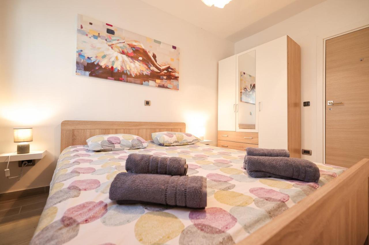 Ferienwohnung Coco Pirovac Exterior foto