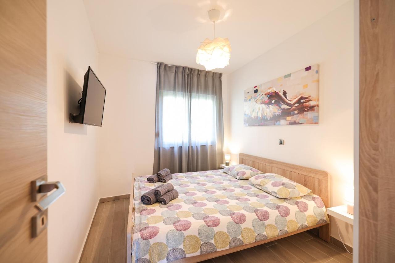 Ferienwohnung Coco Pirovac Exterior foto